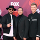 Image for article titled All of the Sequined, Sheer, and Snooze-y Looks at the 2019 iHeartRadio Music Awards